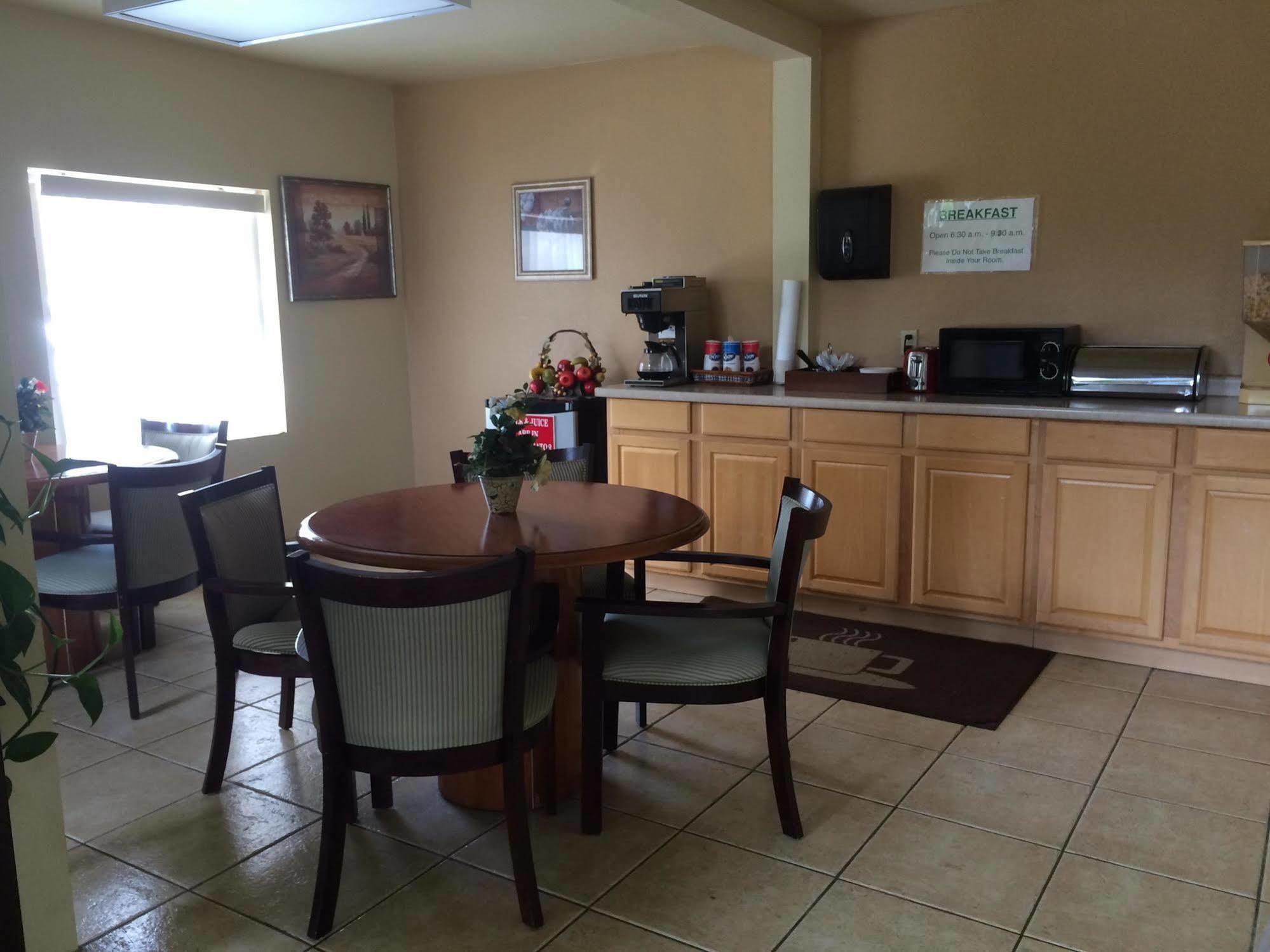 Executive Inn Schulenburg Extérieur photo