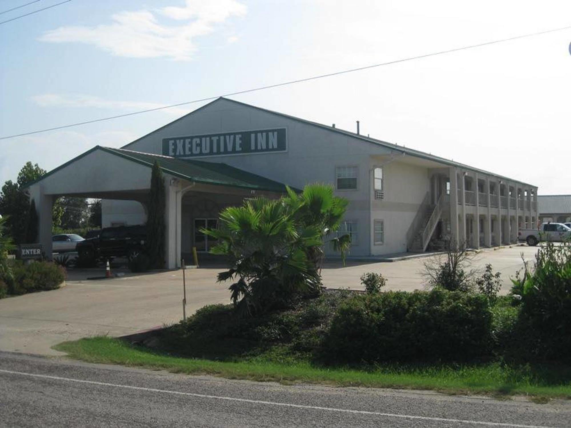 Executive Inn Schulenburg Extérieur photo